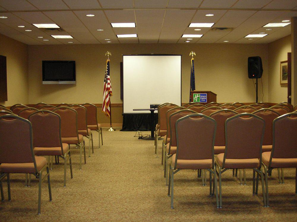 Holiday Inn Express Hotel & Suites Pittsburgh Airport By Ihg Robinson Township Съоръжения снимка