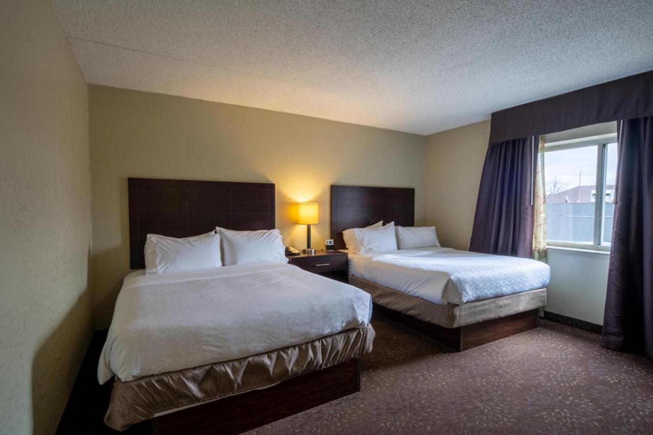 Holiday Inn Express Hotel & Suites Pittsburgh Airport By Ihg Robinson Township Екстериор снимка