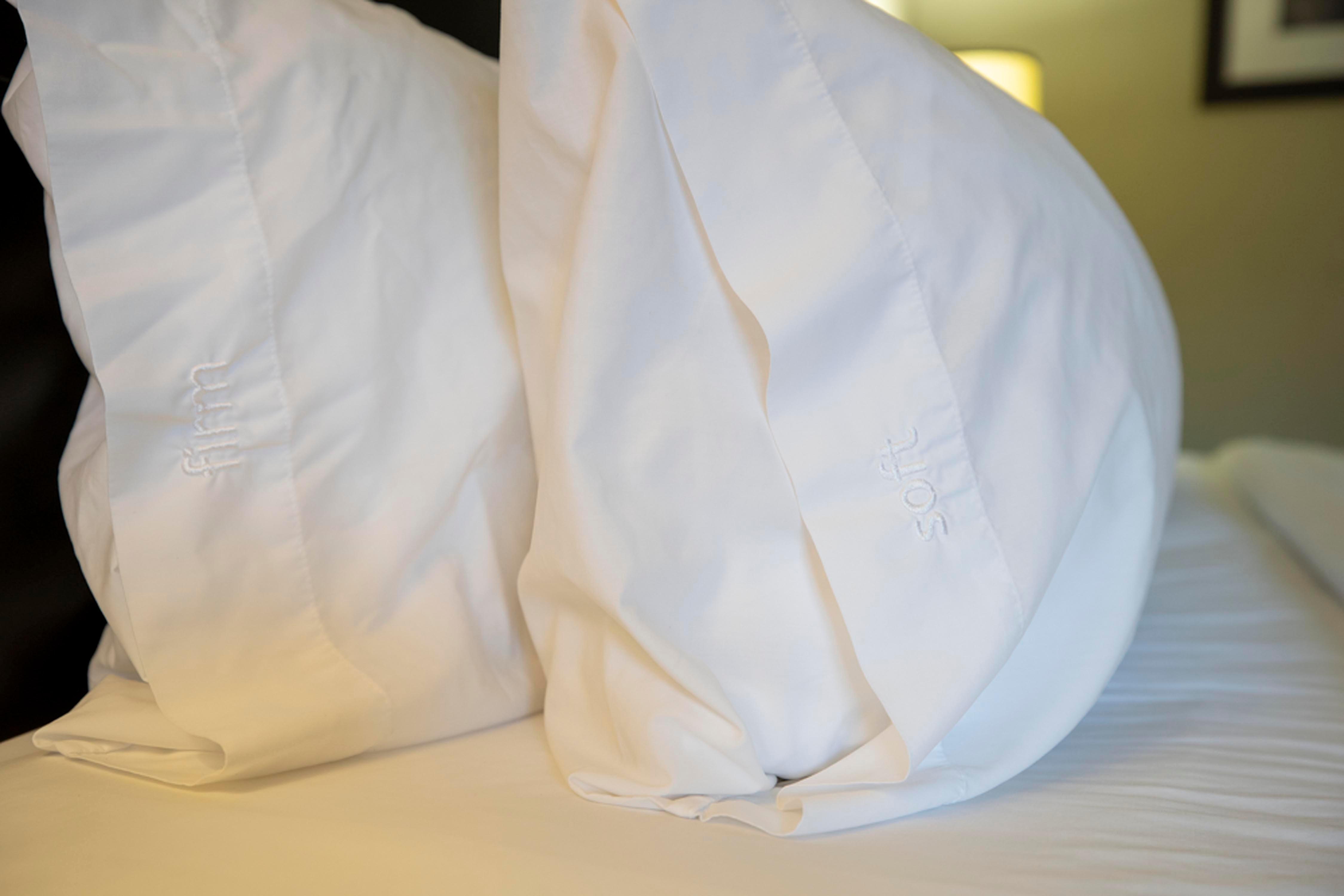 Holiday Inn Express Hotel & Suites Pittsburgh Airport By Ihg Robinson Township Екстериор снимка